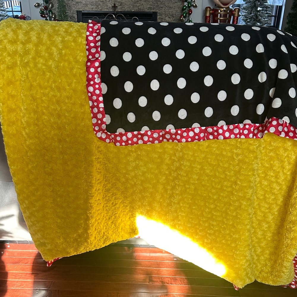 Yellow and Black Polka Dot Minky Couture Blanket..